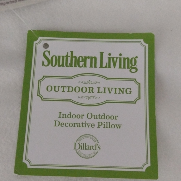 Southern Living Indoor Outdoor Pillows - Picture 2 of 4